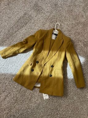 BNWT ZARA Double-Breasted Mustard/Khaki suit